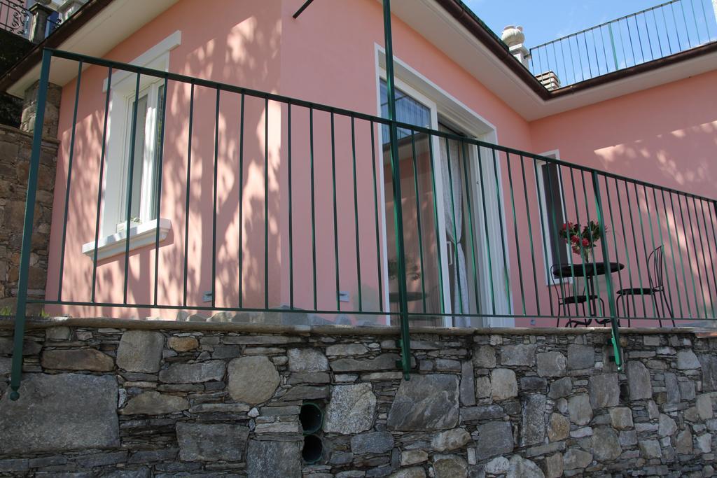 La Ciliegia Bianca Acomodação com café da manhã Belgirate Exterior foto